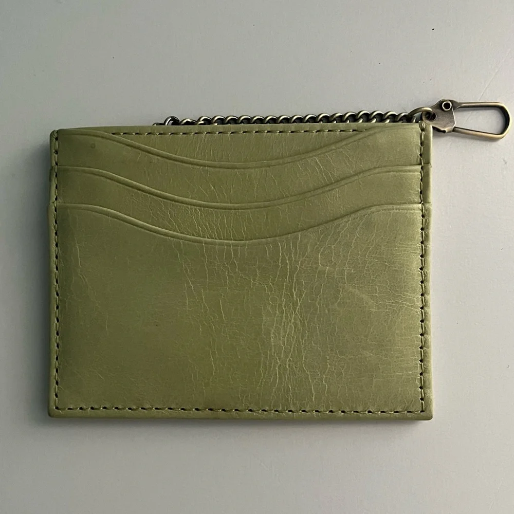 HOBO International Leather Max Card Case in Pistachio